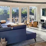 Ocean Front In With Wifi