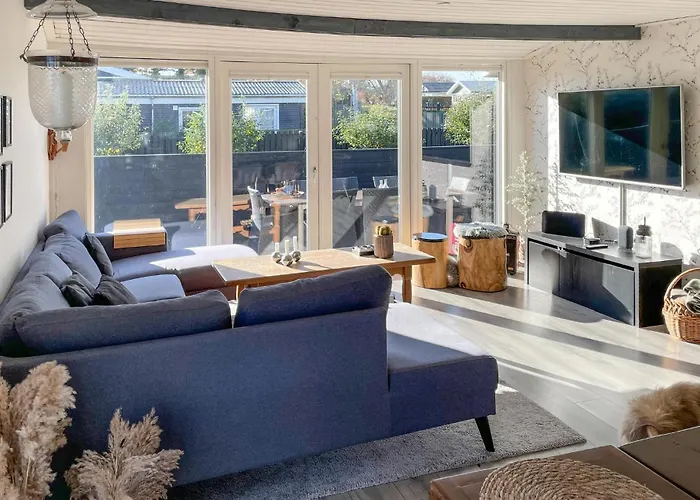 Ocean Front In With Wifi