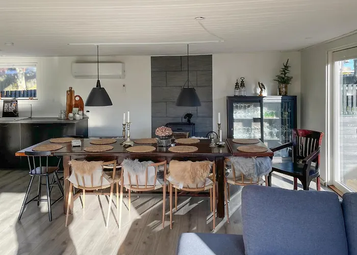 Ocean Front In With Wifi Feriehus Otterup